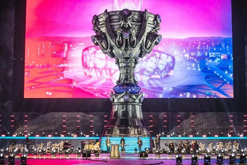 LPL夏季赛季后赛：JDG 3：0 横扫 LNG，进入胜者组决赛