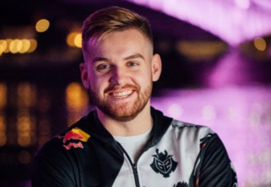 LCK官方发布Faker各项纪录：唯一一位世界赛四冠王